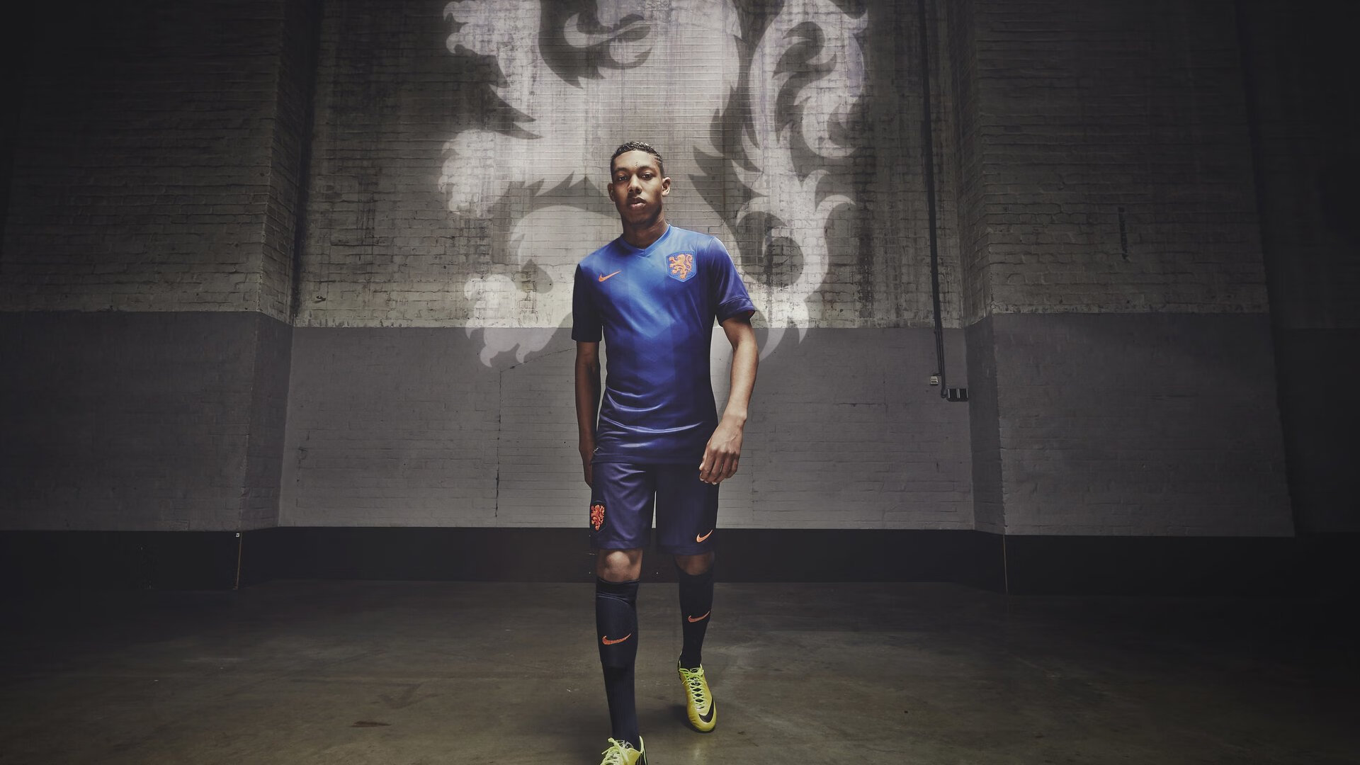 南美风暴席卷欧洲之巅，迪亚斯神级压制，乌拉圭历史性攻克德国战车